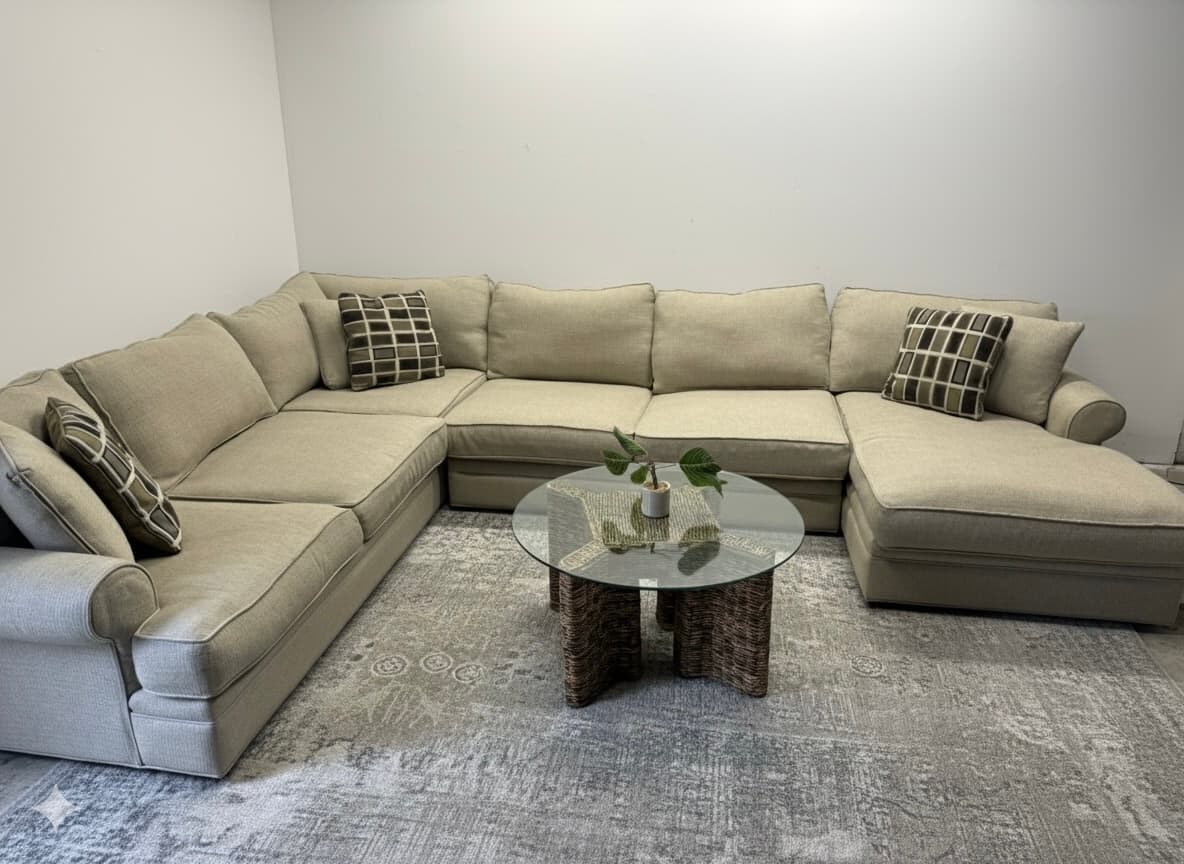 Wilkins cushion detail